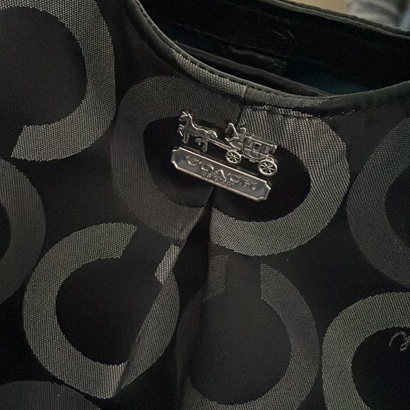 Coach large handbag - Picture 2 of 9